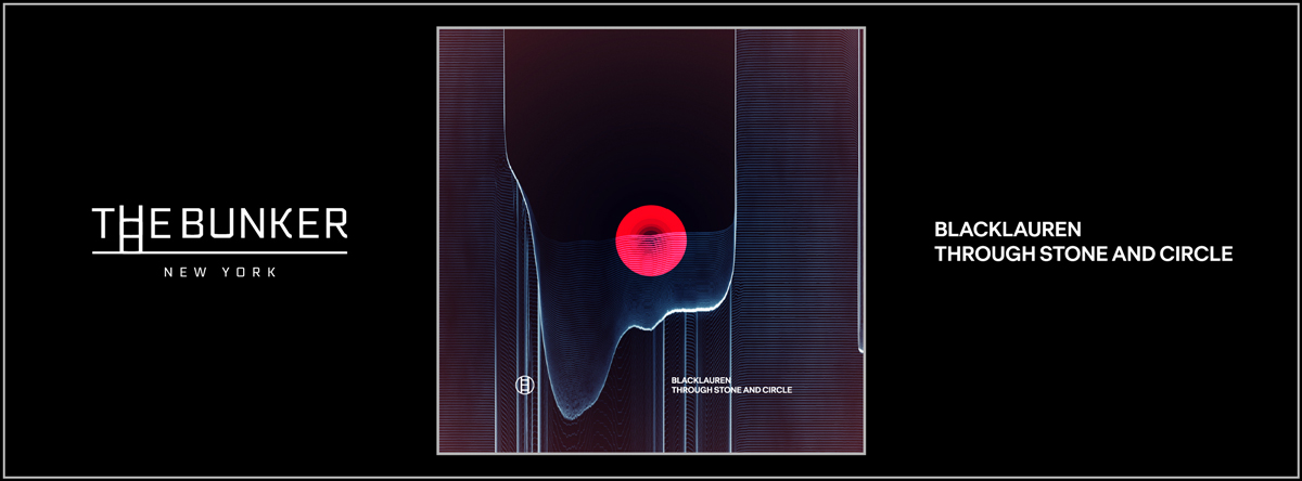 Websplas-blacklauren-through-stone-and-circle